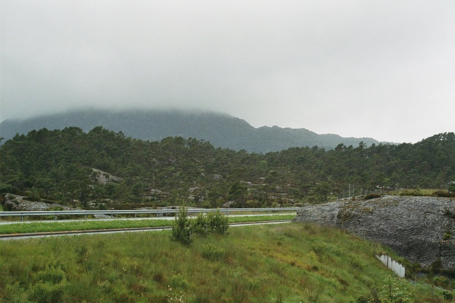 2003060411 bomloberg trekantsamb